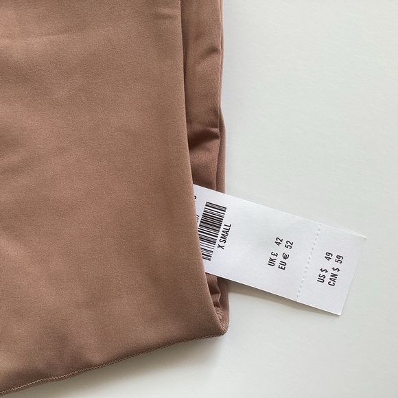 Abercrombie & Fitch YPB sculptLUX Plunge Henley Slim Tank  Brown Size XS NWT - Picture 2 of 5